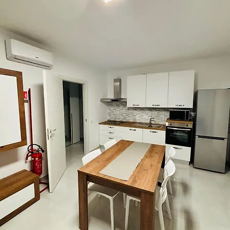 Soverato Apartment